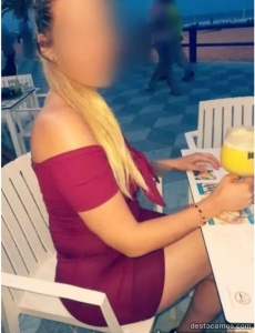 Rocío española rubia ojos azules