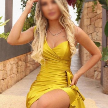 Novedad, diana rubia de escándalo en torrevieja, Torrevieja