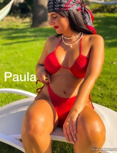 Preciosa y sensual paula exquisita