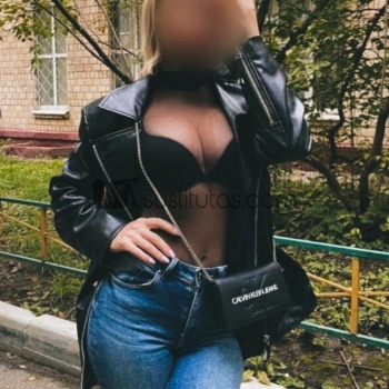 Hola me llamo ana, soy una chica de 38 años rubia, me considero una chica muy elegante, femenina y muy cariñosa, Alicante