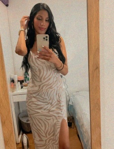 Karla, latina encantadora