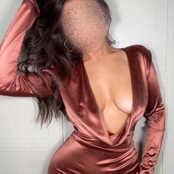 Sofía sensual con buenas curvas salidas 24h, Elche