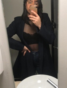 Hermosa brasileña de 25 años esta en elche por unos dias