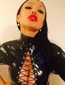SUPERNOVEDAD. ALESKA tu nueva ama ha llegado a