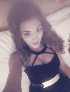 Guapa y elegante para una experiencia nueva