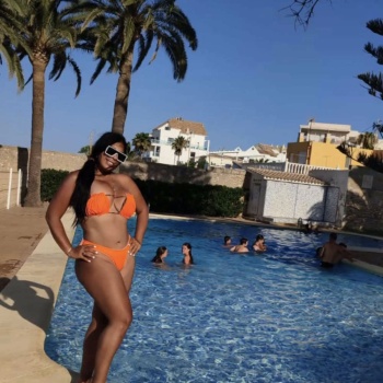Carla, mujer exótica, Alicante
