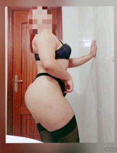 Chica independiente disponible desde el 10 de abril