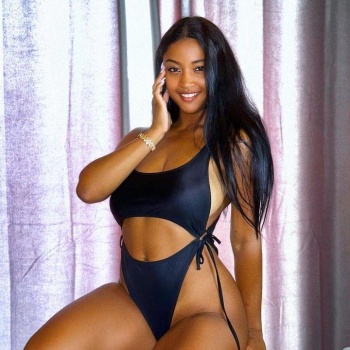 Rubi nada como la piel morena, Alicante