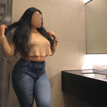 Novedad chica curvy particular, Alcoy