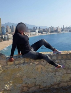 Carolina, soy una mulatita, escort en puerto de denia