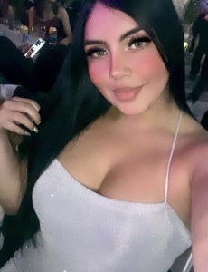 Hermosa colombiana salidas a domicilio u hoteles