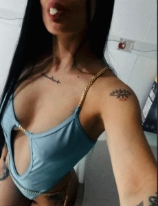 Joven bonita para estar a gusto