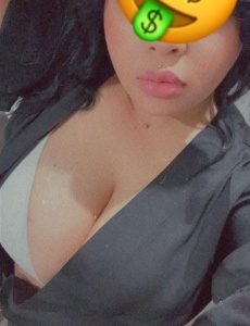 Cristal chica latina