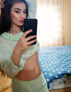 Fotos reales y caseras hechas por mí ahora mismo solo respondo whatsapp