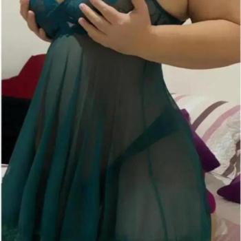 Somos 2 amigas latinas de 25 y 27, Denia