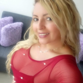Mi nombre es dishell una latina tierna, blanquita, Elche