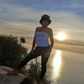 Rubia toda un volcán soy martha, Elda