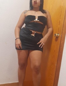 Novedad en elche, linda colombiana de 25 años