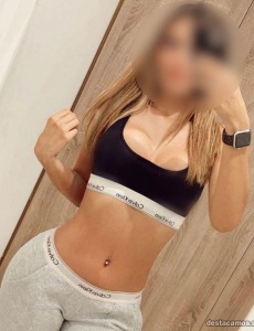 Lara joven universitaria