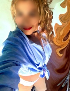 Rubia latina fotos reales