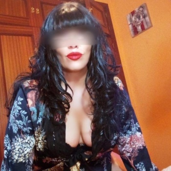 Guapa española contáctame a partir de las 12 de la mañana sola en casa quieres venir a verme?, Denia