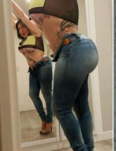 Susan tú gatita , sensual y juguetona