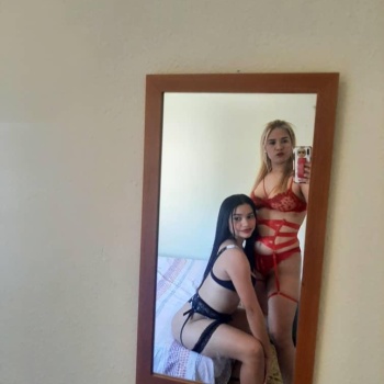 Dos amigas masajistas en alcoy por primera vez, Alcoy