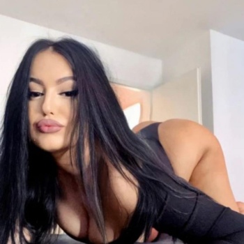 Soy tan como me ves las fotos son reales soy laura una chica tan amorosa estoy por benidorm, Benidorm