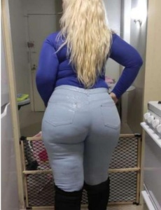 Novedad española gordita curvy madurita guapa 24h