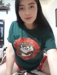 Hola chicos, soy dulce samantha, tengo 23 años y mi cuerpo y mi cara no dejan indiferente a nadie
