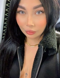 Aneshka, escort de lujo, completisima