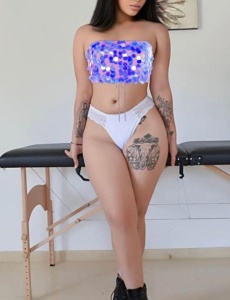 Aneshka , vive una experiencia inolvidable con una escort discreta