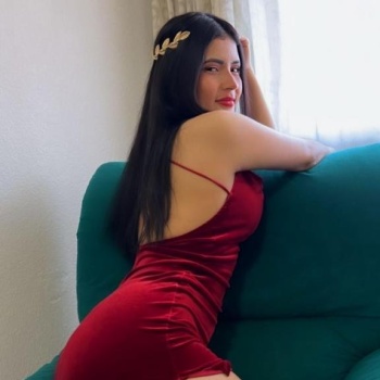 Marian, rebelde y atrevida escort, Alicante