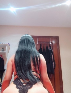 Ven seduceme y pasemos una noche aado