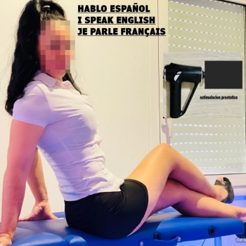 Ana professional masseuse je vous attends dans mon appartement aussi departs je parle anglais franÇais, Alicante