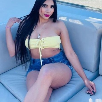 ---->novedad. Sara impresionante mujer de bandera,especial y diferente, Benidorm