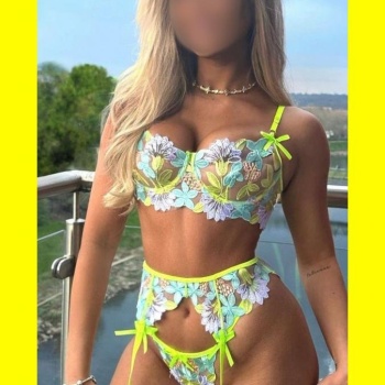 Pamela en denia, Denia