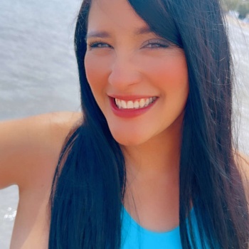 Alejandra colombiana, Alicante