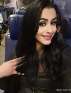 Novedad laura latina ama juguetona traviesa