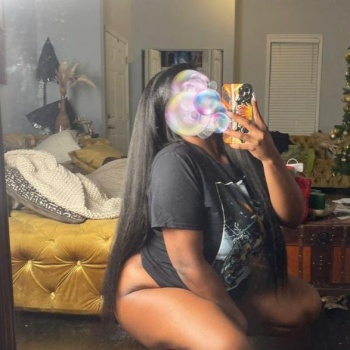 Mulata particular independiente escorts, Elche