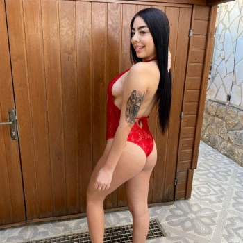 Jovencita nueva, Denia