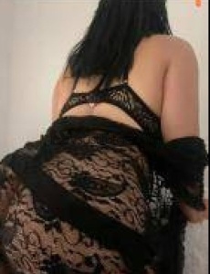 Hola soy una chica joven árabe, doy varios tipos de masajes