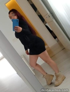 Chica tierna y cariñosa