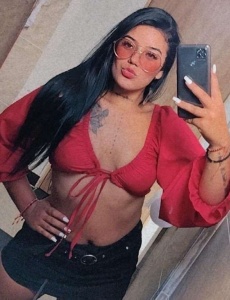 Victoria, chica cariñosa