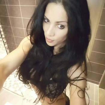 Alba espaÑola exÓtica y exuberante solo salidas, Elche