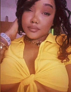 Lady implicada y muy tatuada!!!