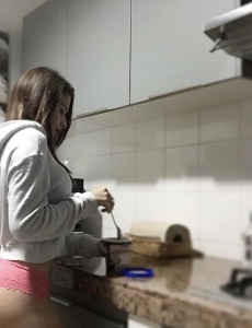 Chica , nueva