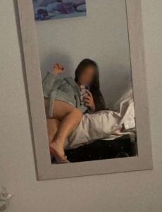 Natalia, valenciana nueva de 19 años