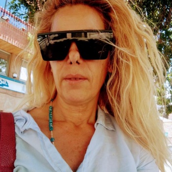Marisa de paso por elda, Elda