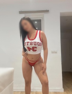 Linda, chica en alicante